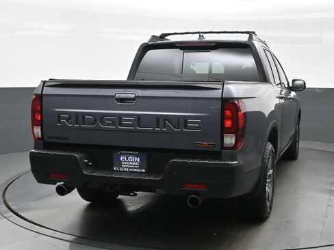 Used 2025 Honda Ridgeline TrailSport image 5