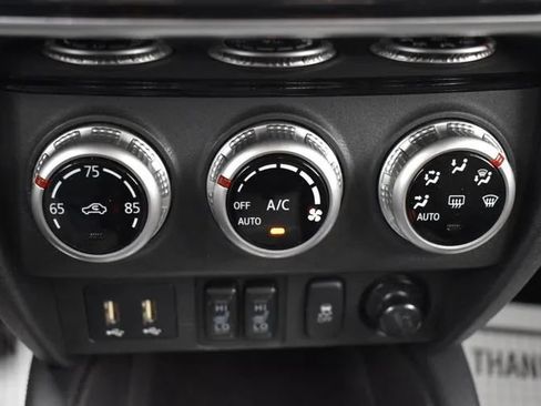 Used 2025 Mitsubishi Outlander Sport LE AWD/4WD image 33