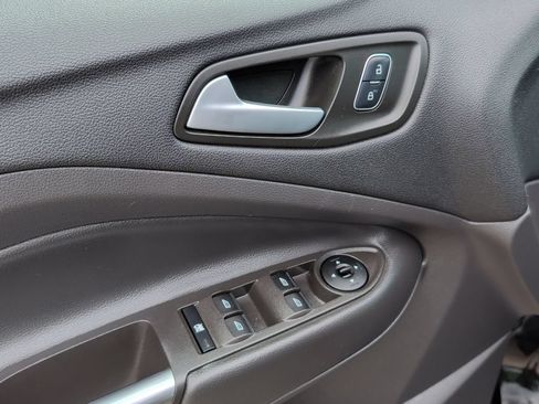 Used 2018 Ford Escape SEL AWD/4WD image 15