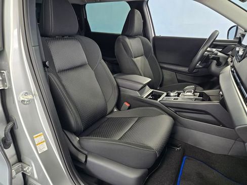 Used 2025 Mitsubishi Outlander ES image 17