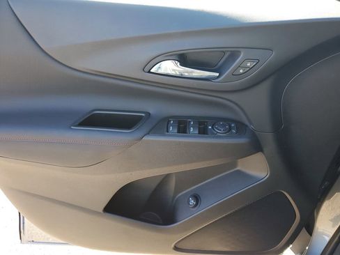 Certified 2024 Chevrolet Equinox RS image 24