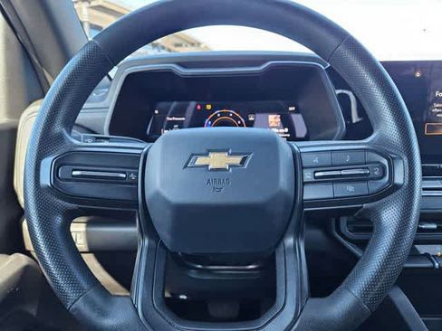 Used 2024 Chevrolet Colorado W/T image 22