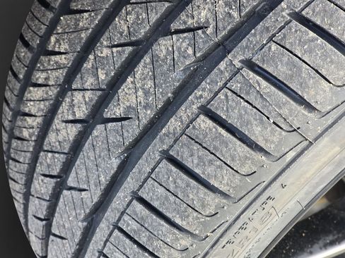 Used 2020 Toyota Camry SE image 22