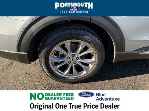 Certified 2022 Ford Explorer XLT w/ Equipment Group 202A image 32