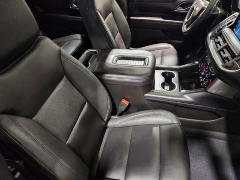 Used 2023 Chevrolet Tahoe LT w/ Luxury Package RWD image 31