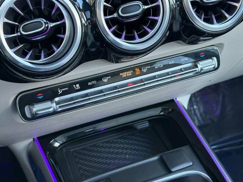 Certified 2025 Mercedes-Benz GLB 250 GLB 250 4D Sport Utility image 25