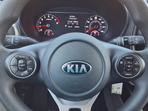 Used 2021 Kia Soul LX image 23