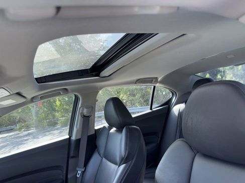 Used 2020 Acura TLX V6 FWD image 11
