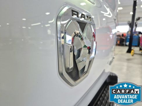 Used 2022 RAM 1500 Big Horn AWD/4WD image 16