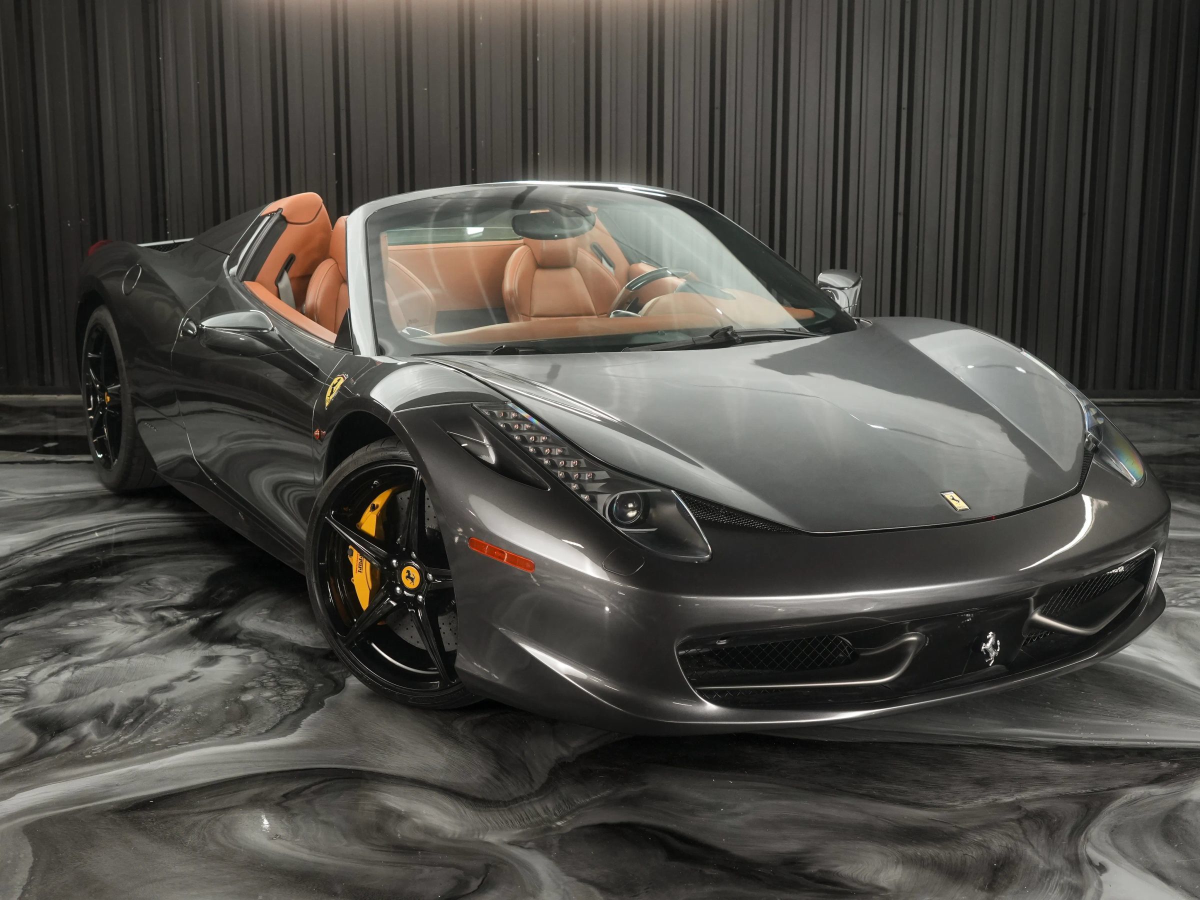 Used 2015 Ferrari 458 Spider RWD image 5