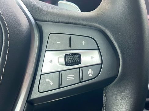 Used 2025 BMW X5 xDrive40i w/ Parking Assistance Package AWD/4WD image 25