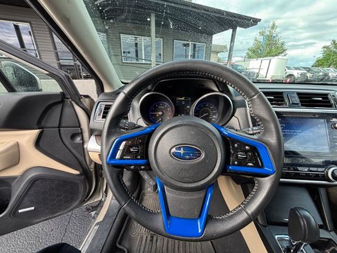 Used 2019 Subaru Outback 2.5i Limited AWD/4WD image 9