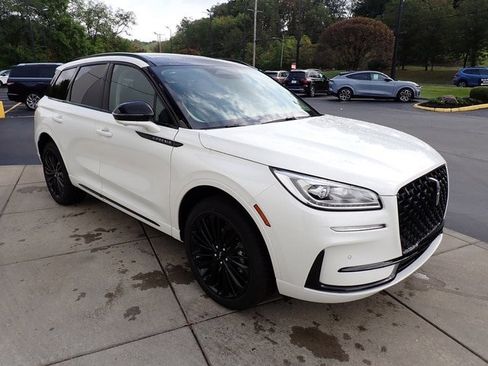 New 2025 Lincoln Corsair Reserve w/ Jet Appearance Package image 28