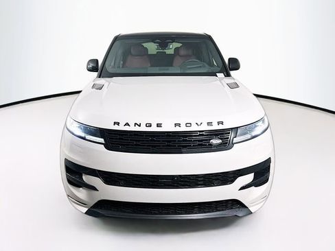 New 2026 Land Rover Range Rover Sport Dynamic SE image 2