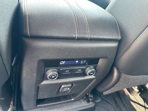 Used 2019 Chevrolet Traverse LT w/ LPO, Floor Liner Package FWD image 23