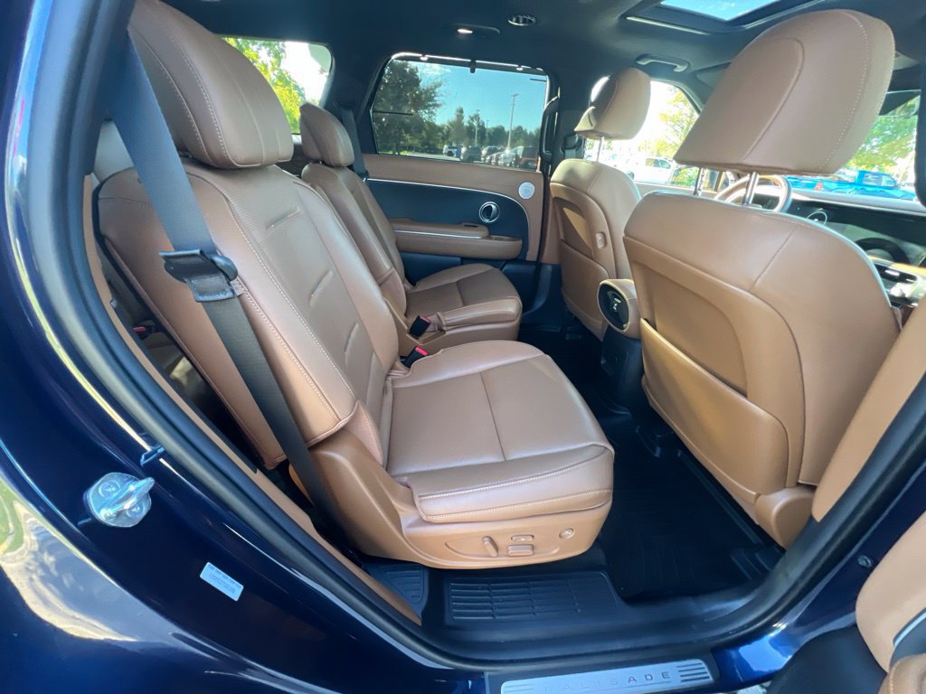 Used 2026 Hyundai Palisade Calligraphy FWD image 31