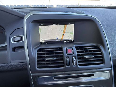 Used 2015 Volvo XC60 T6 Platinum image 18