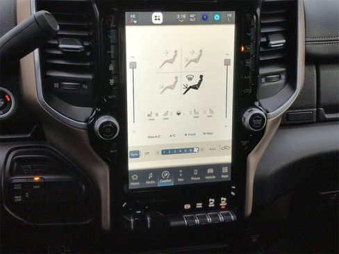 Used 2024 RAM 2500 Laramie image 21