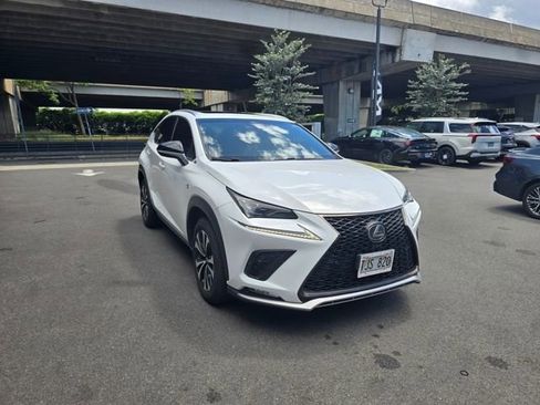 Used 2018 Lexus NX 300 FWD image 2