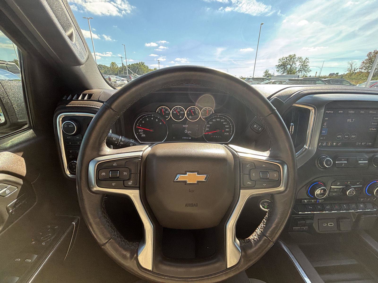Used 2021 Chevrolet Silverado 1500 LTZ AWD/4WD image 26