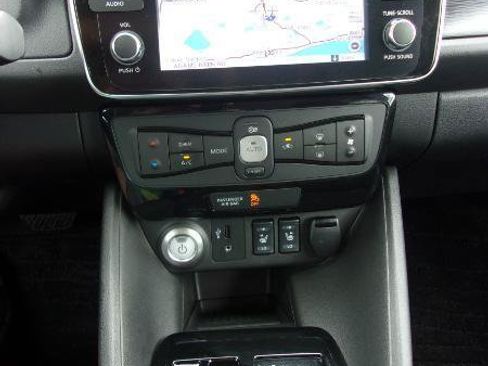 Used 2018 Nissan Leaf SL w/ SL Technology Package FWD image 37