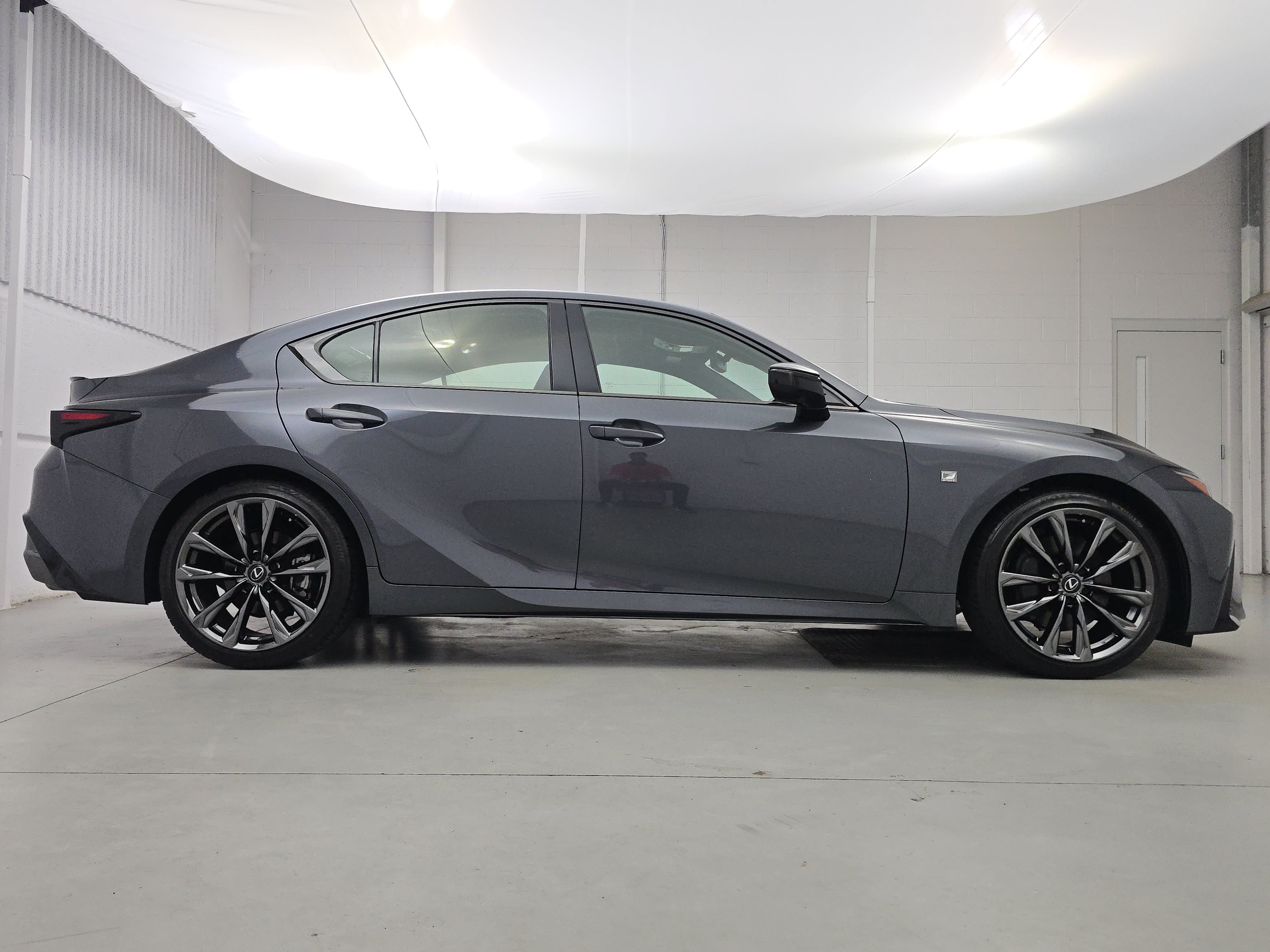 Used 2025 Lexus IS 350 F Sport RWD image 8