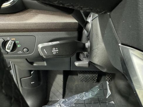 Certified 2022 Audi Q5 Premium Plus w/ Premium Plus Package image 31