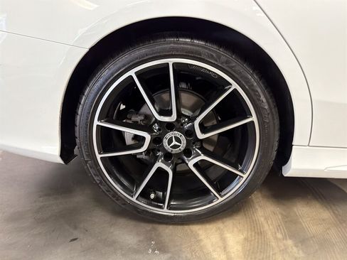 Used 2019 Mercedes-Benz C 300 Sedan image 14