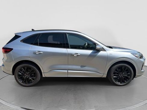 Used 2023 Ford Escape ST-Line Elite w/ Premium Technology Package AWD/4WD image 2