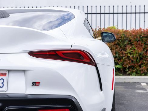 Used 2022 Toyota Supra RWD image 7