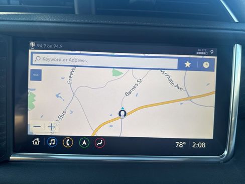 Used 2021 GMC Yukon XL Denali image 23