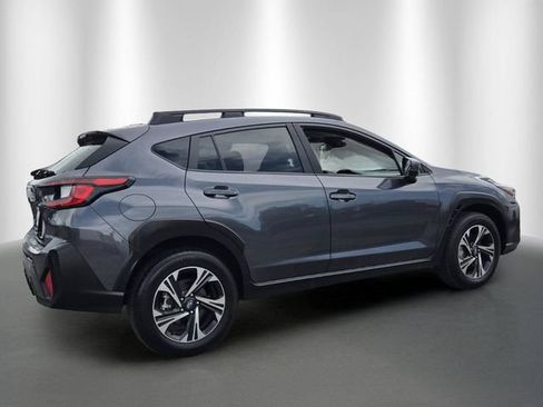 Used 2025 Subaru Crosstrek 2.5i Premium AWD/4WD image 7