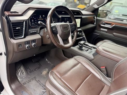 Used 2023 GMC Sierra 1500 Denali AWD/4WD image 13