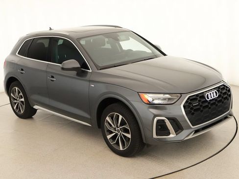 Used 2023 Audi Q5 2.0T Premium w/ Convenience Package AWD/4WD image 34