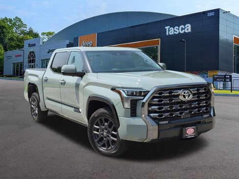 Used 2026 Toyota Tundra Platinum AWD/4WD image 1