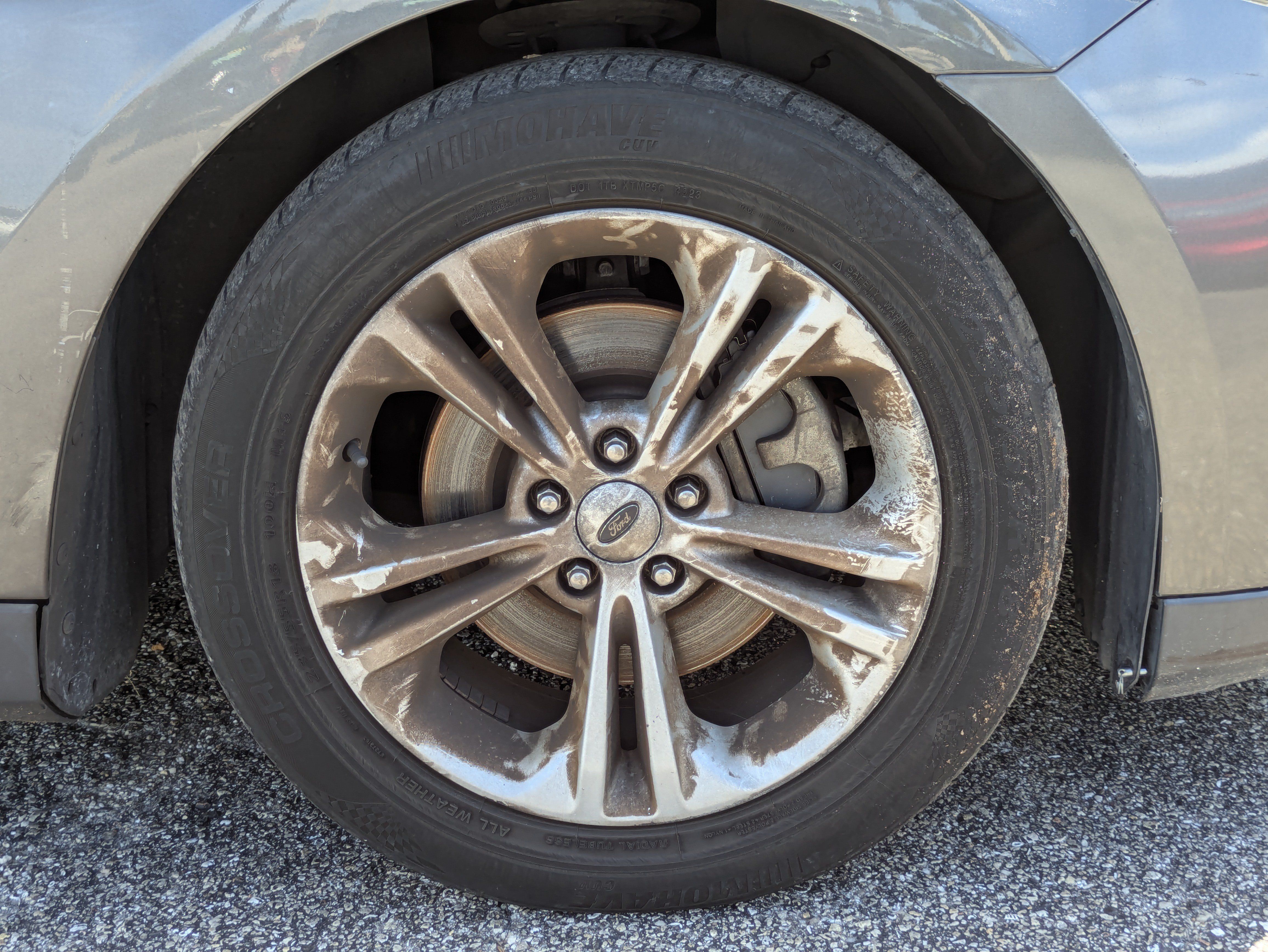 Used 2015 Ford Taurus SEL FWD image 11