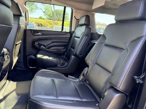 Used 2019 GMC Yukon XL SLT w/ Open Road Package AWD/4WD image 15