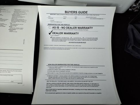 Used 2024 GMC Terrain SLT image 36