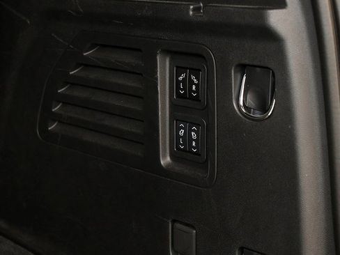 Certified 2024 Chevrolet Traverse RS w/ LPO, Floor Liner Package image 31