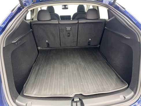 Used 2023 Tesla Model Y 2WD image 75