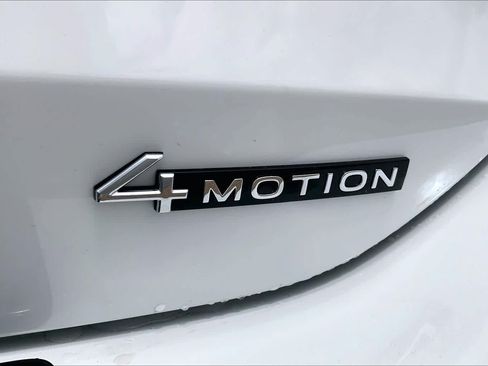 New 2026 Volkswagen Tiguan SE AWD/4WD image 15