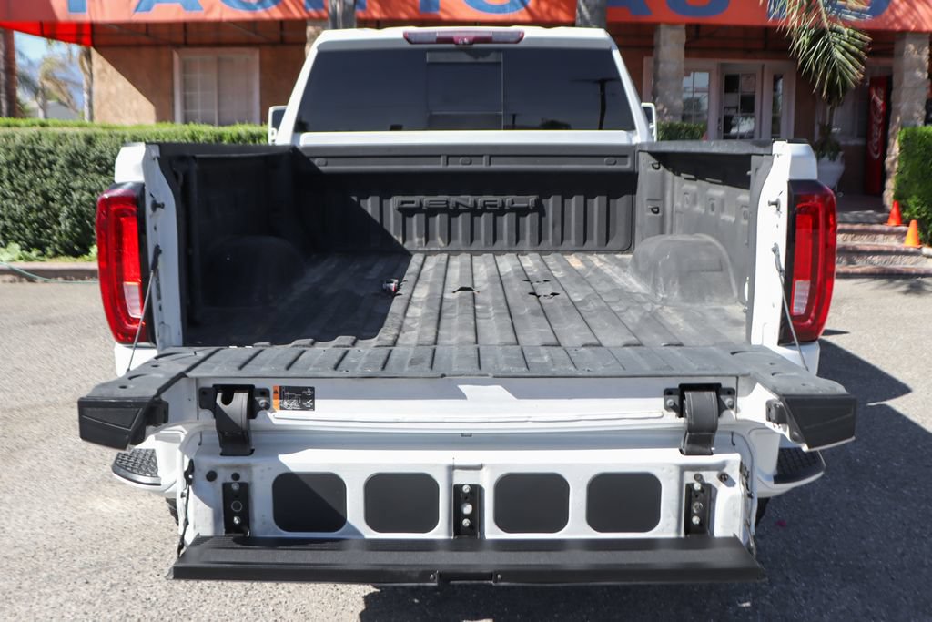 Used 2022 GMC Sierra 2500 Denali w/ Denali Ultimate Package AWD/4WD image 9