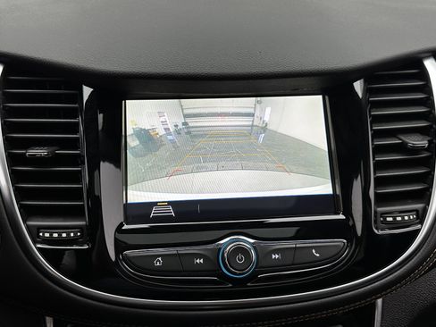 Used 2018 Chevrolet Trax Premier image 18