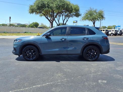 Used 2025 Honda HR-V Sport image 9
