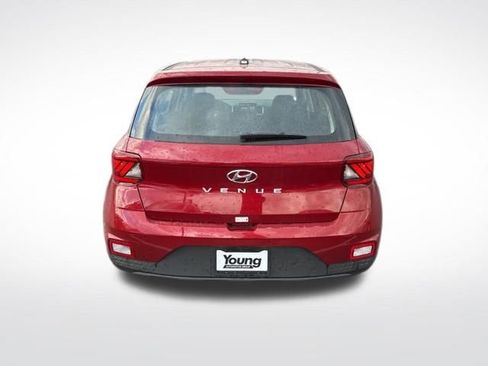 Used 2026 Hyundai Venue SE image 7