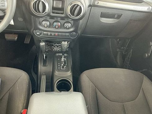 Used 2014 Jeep Wrangler Sport AWD/4WD image 19