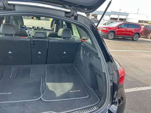 Used 2025 Mercedes-Benz GLC 43 AMG 4MATIC image 32