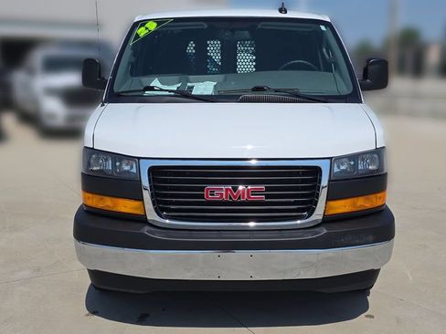 Used 2025 GMC Savana 2500 w/ Driver Convenience Package RWD image 8