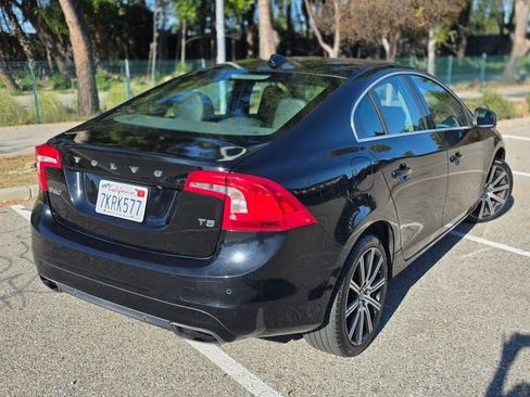 Used 2015 Volvo S60 T5 Platinum w/ Climate Package image 10