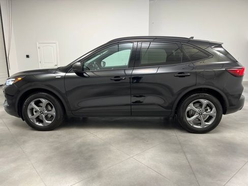 Used 2025 Ford Escape ST-Line image 4